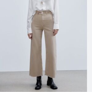 Zara The Marine Straight Leg jeans beige size US 2